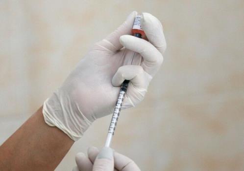 تزریق بیش از ۳۲۵هزار دز واکسن کرونا در کشور طی شبانه روز گذشته