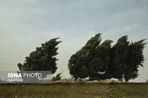 آماده باش اورژانس و هلال احمر برای وزش شدید باد و رگبار در ۶ استان