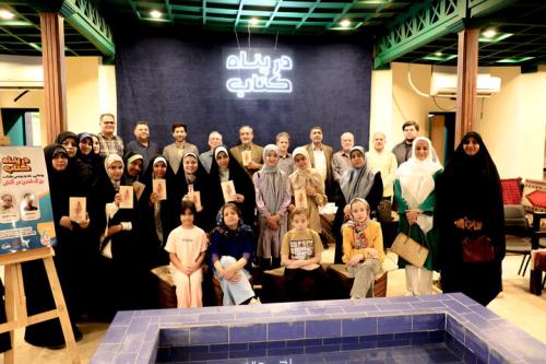 بزرگ شدن در آتش نوجوانان امروز را با زندگی در جنگ آشنا می کند