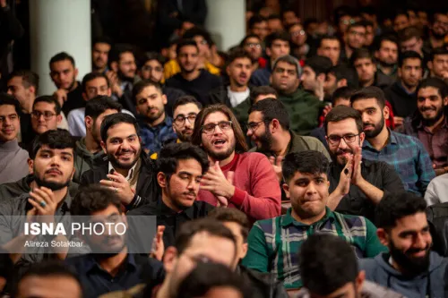 محور اصلی شکایات صنفی درباره ی خوابگاه و تغذیه است