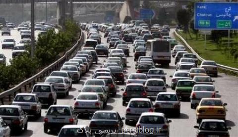 ترافیك پرحجم در راه آزادراه كرج قزوین و قزوین رشت